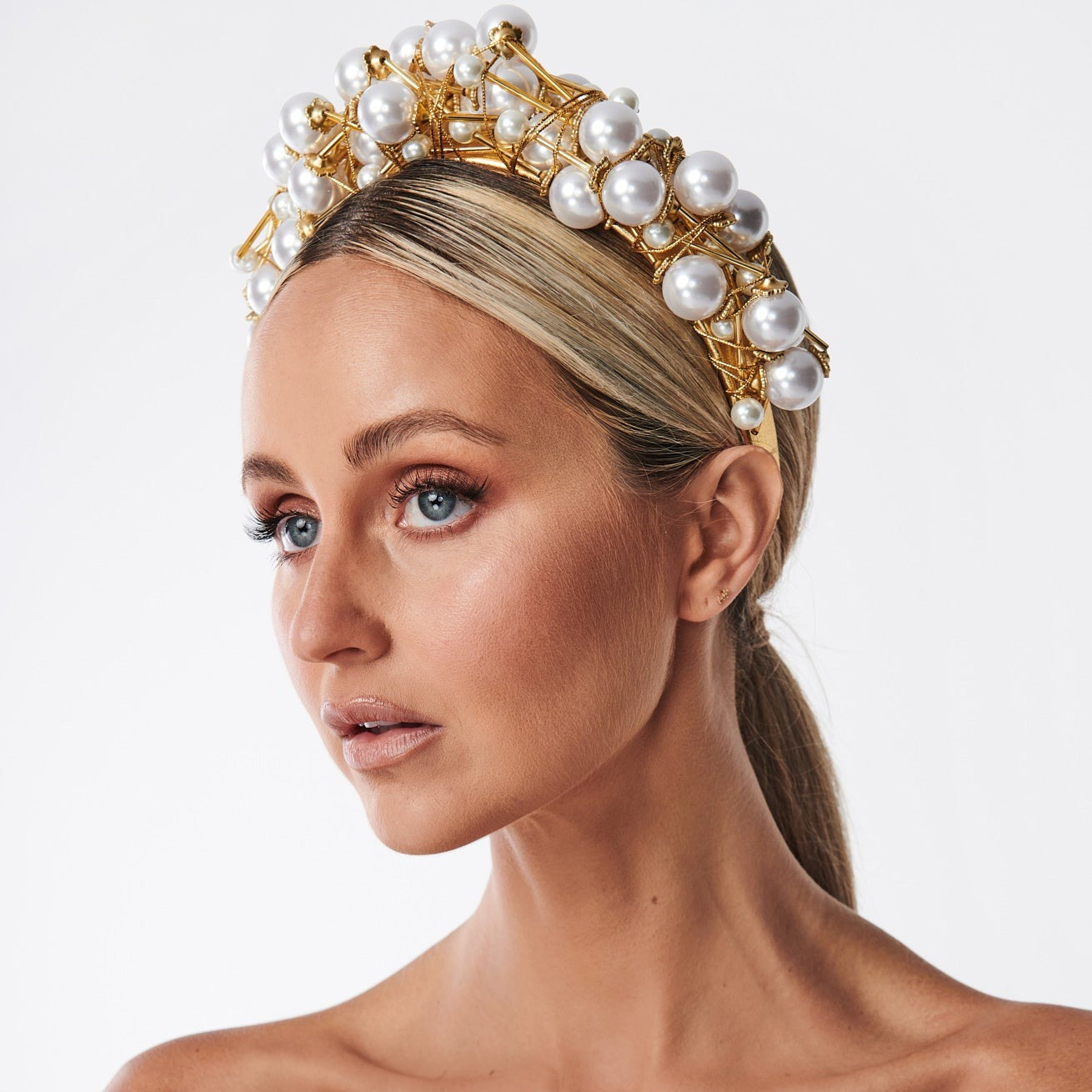 GIGI - white