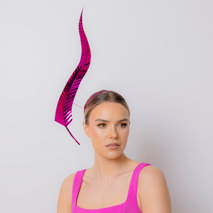 RISEN - magenta